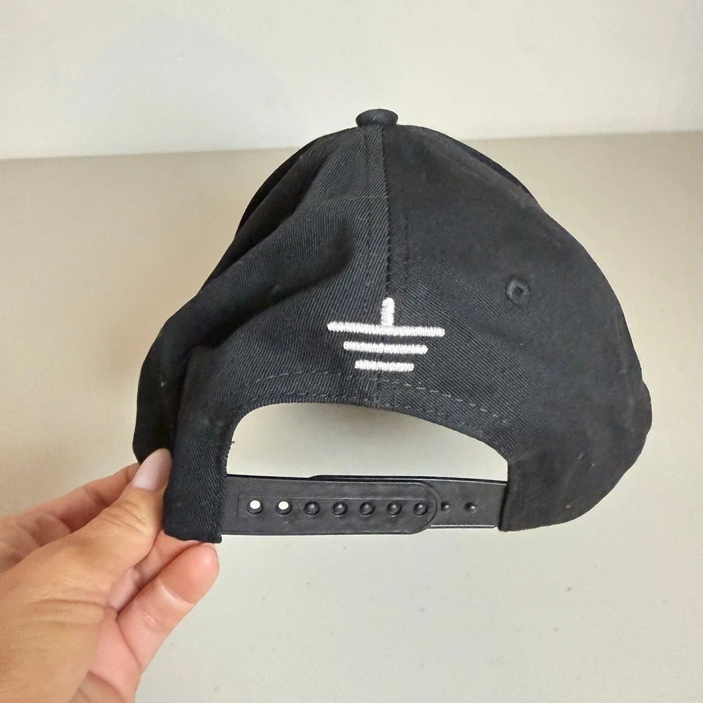 Groundz Mens Black Cotton Embroidered Logo Baseball Cap Snapback Hat New